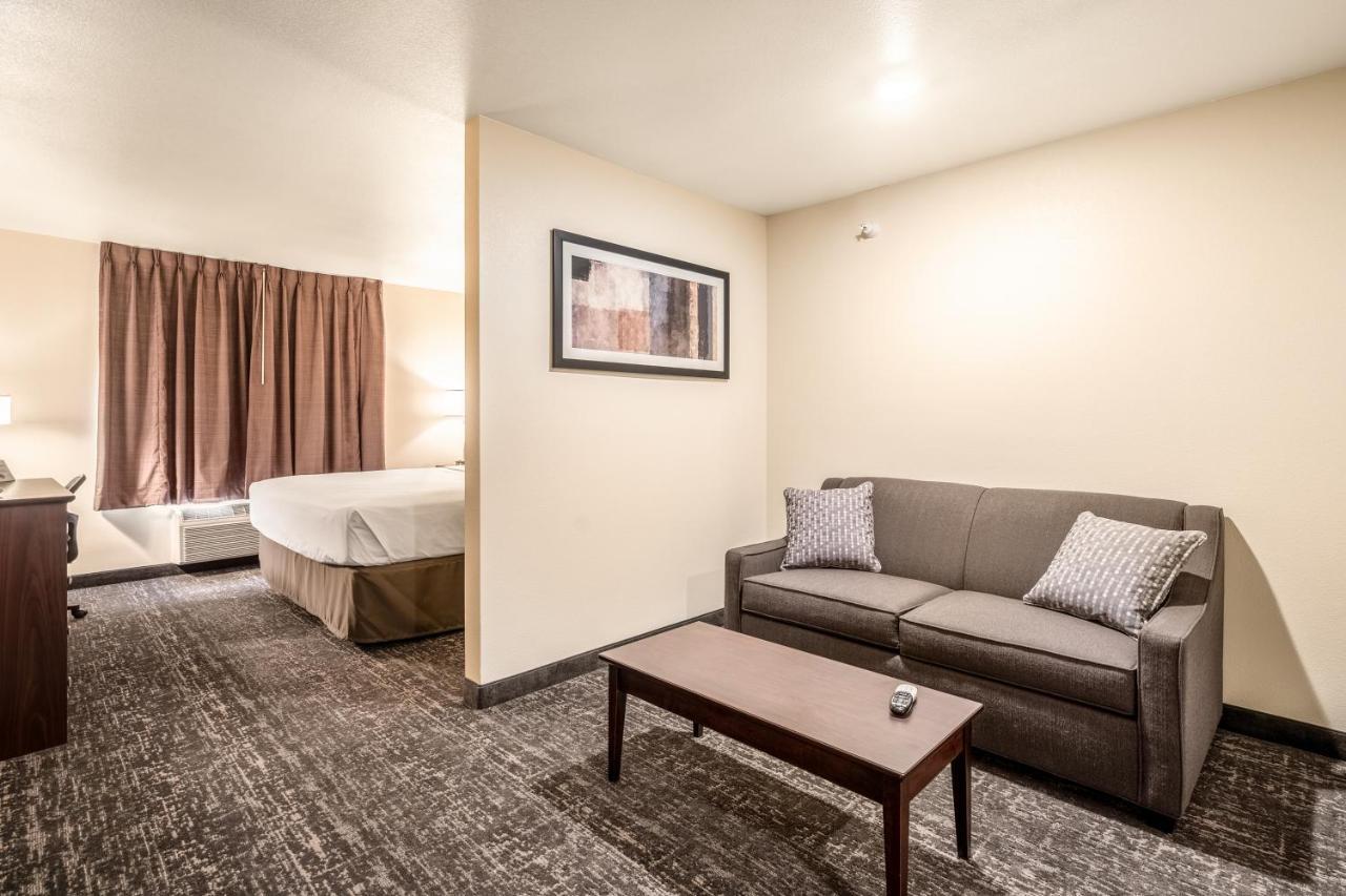 Cobblestone Hotel & Suites - アンドリューズ エクステリア 写真